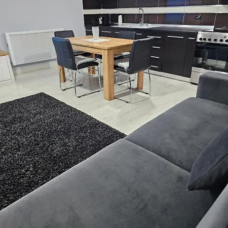 Daire Edi's Apartments-cozy In The Center Tiran