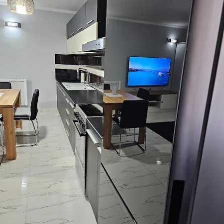 Апартаменты Edi's Apartments-cozy In The Center *