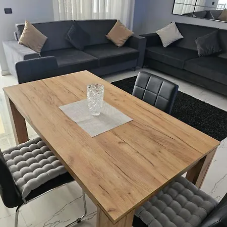 Apartment Edi's Tirana