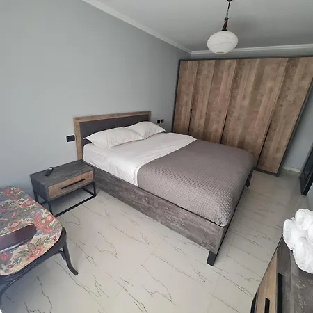 Appartement Edi's Apartments-cozy In The Center Tirana