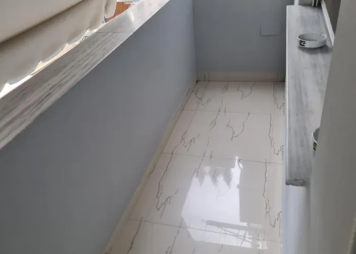 Edi's Apartments-cozy In The Center