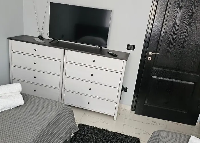 Edi's Apartments-cozy In The Center *