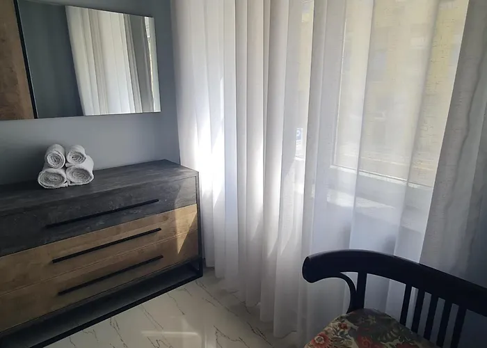 Edi's Apartments-cozy In The Center *